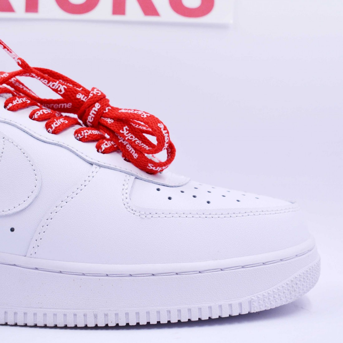 white supreme air force 1